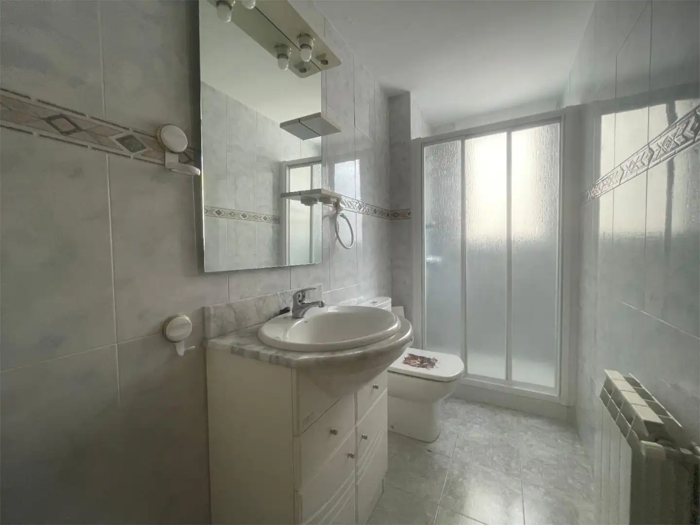 Baño de Piso en venta en Zaragoza con Aire acondicionado y Calefacción