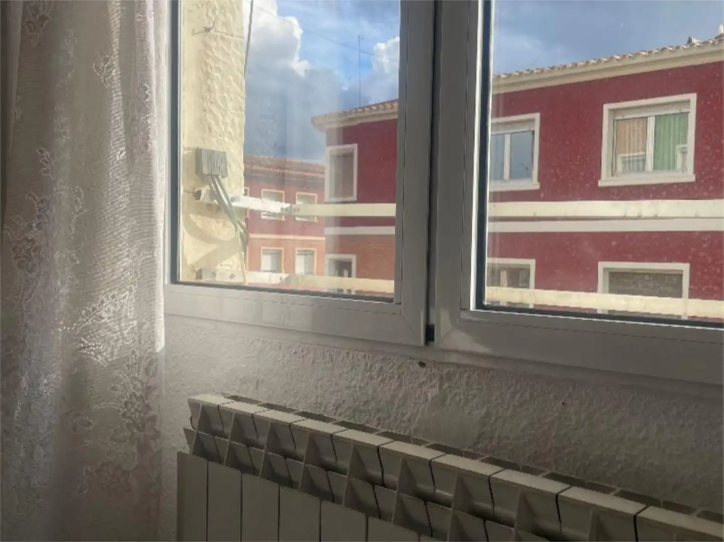 Vista exterior de Piso en venta en Zaragoza con Aire acondicionado y Calefacción