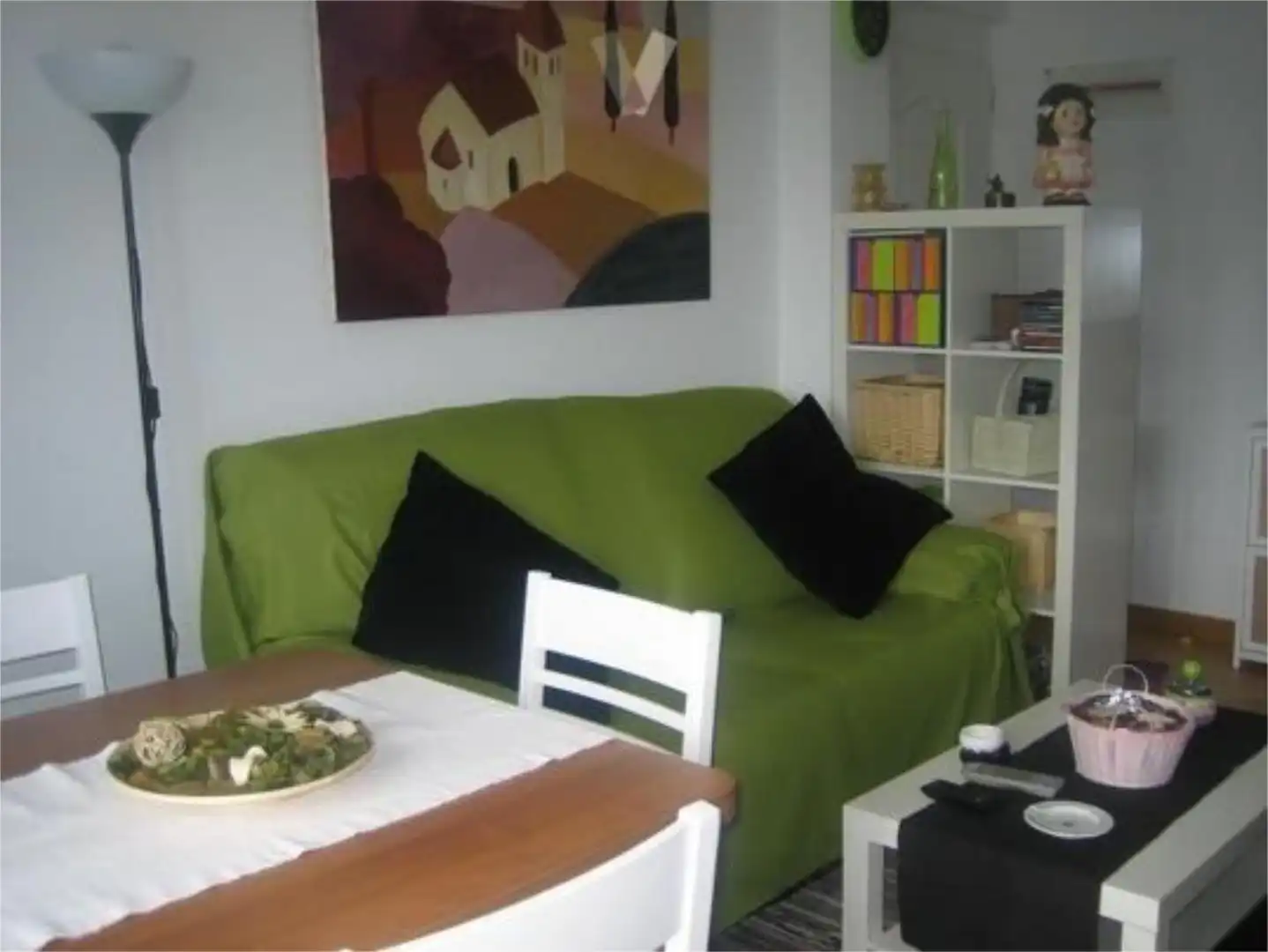 Piso en venta en Calle Socobio, 20, Castañeda Sala de estar de Piso en venta en Castañeda con Calefacción, Parquet y Terraza