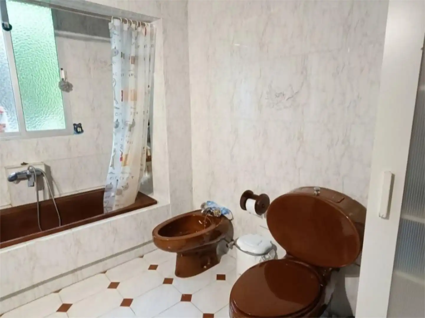Casa adosada en venta en Calle Jacinto Benavente, 18, Madroñera Baño de Casa adosada en venta en Madroñera con Terraza
