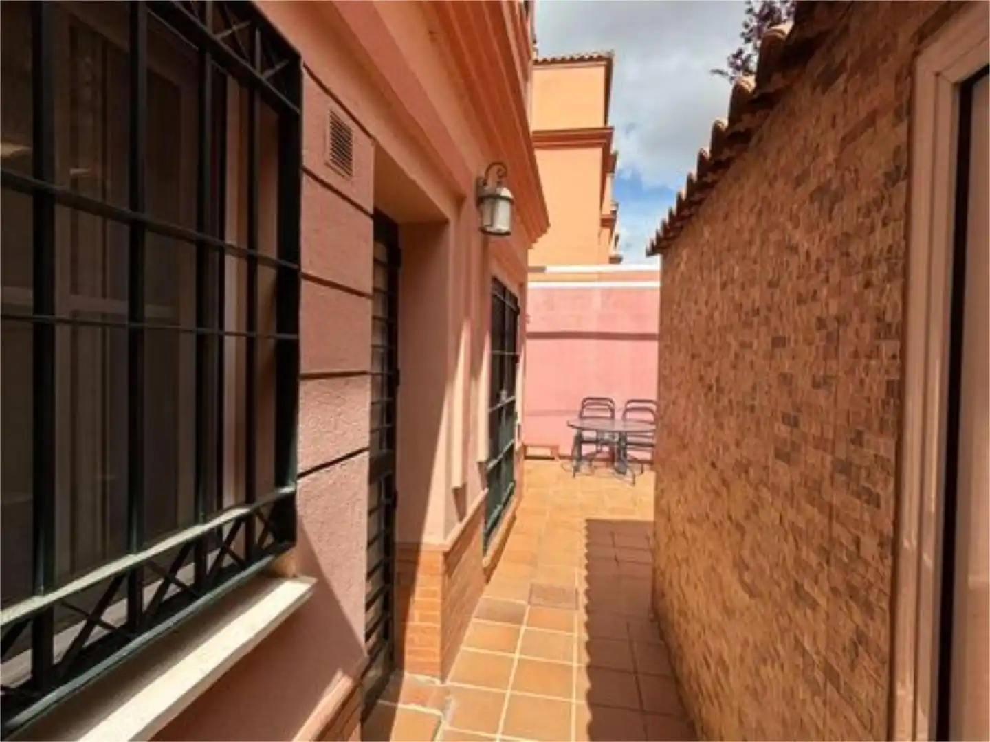 Casa o xalet en venda a Aljamar Terrassa de Casa o xalet en venda en Tomares amb Aire condicionat, Terrassa i Balcó