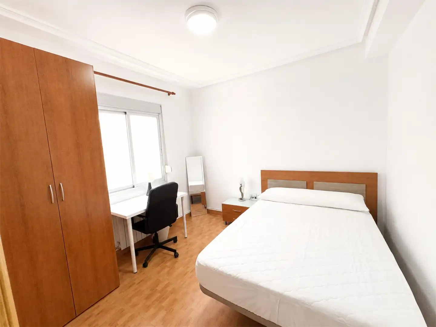Room in Calle Fernando Poo, San Pedro