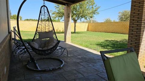 Foto 4 de Casa adosada en venta en Pedanías Norte, Utrera