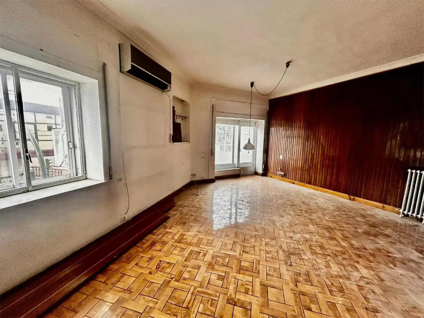 Flat for sale in Avenida del Ejército Español, 8, Hospital Living room of Flat for sale in Jaén Capital with Terrace and Balcony