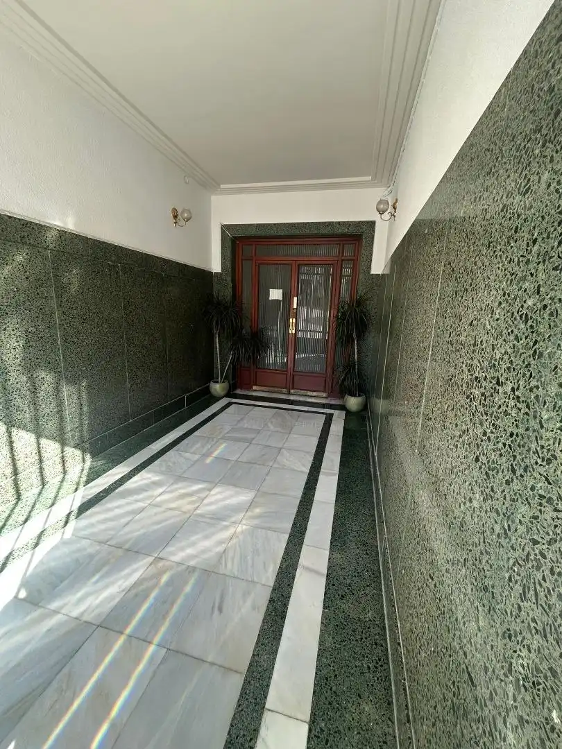 Piso en venta en Avenida del Ejército Español, 8, Hospital Piso en venta en Jaén Capital con Terraza y Balcón