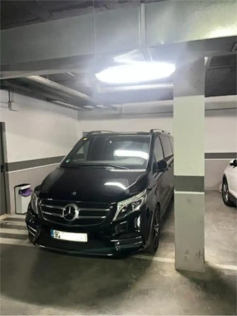 Garage zur Miete in Los Flamingos Parkplatz von Garage zur Miete in Benahavís