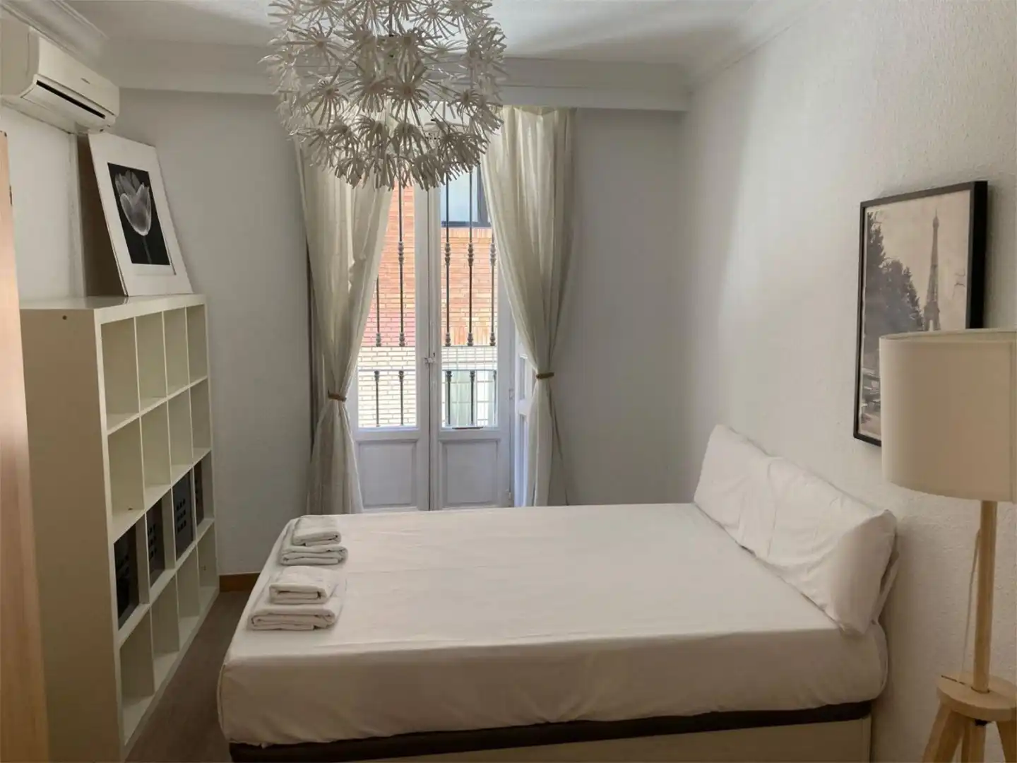 Flat for rent in Calle de San Bernardo, 27, Universidad - Malasaña Bedroom of Flat for rent in Madrid Capital with Balcony