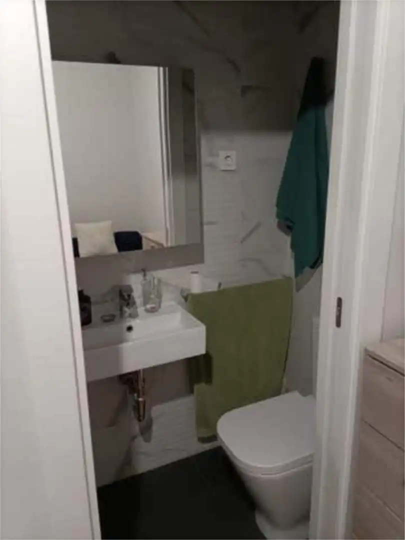 Flat for rent in Iralabarri Bathroom of Flat for rent in Bilbao
