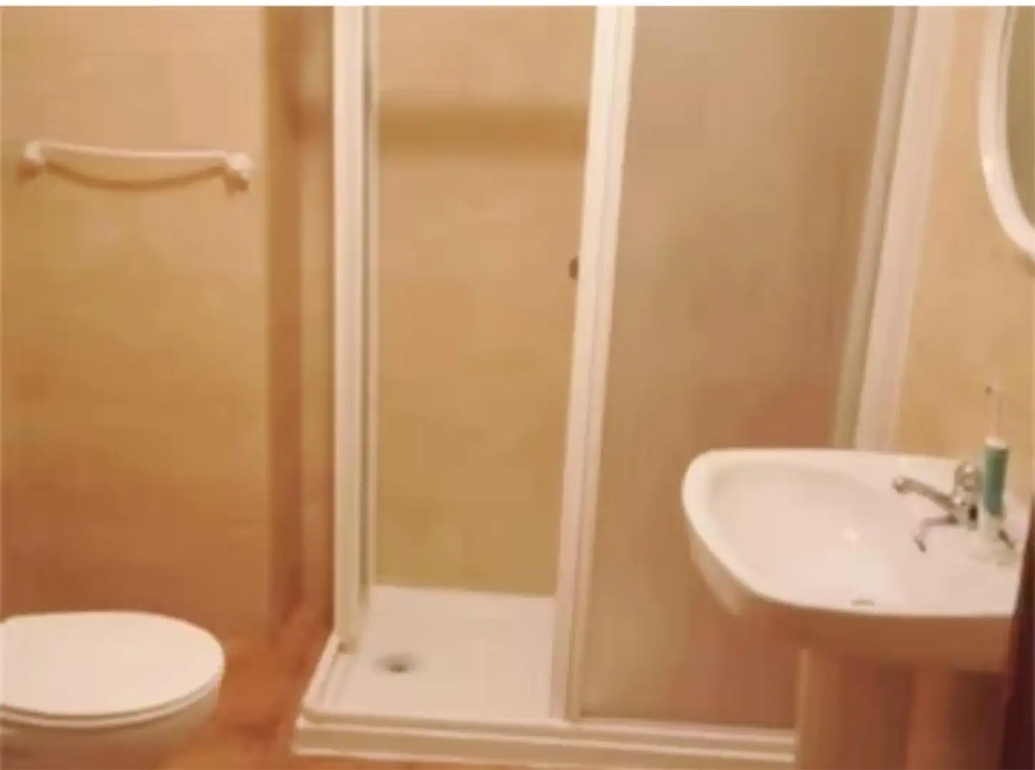 Bathroom of Flat for sale in Cuevas Bajas  with Air Conditioner, Furnished and Oven