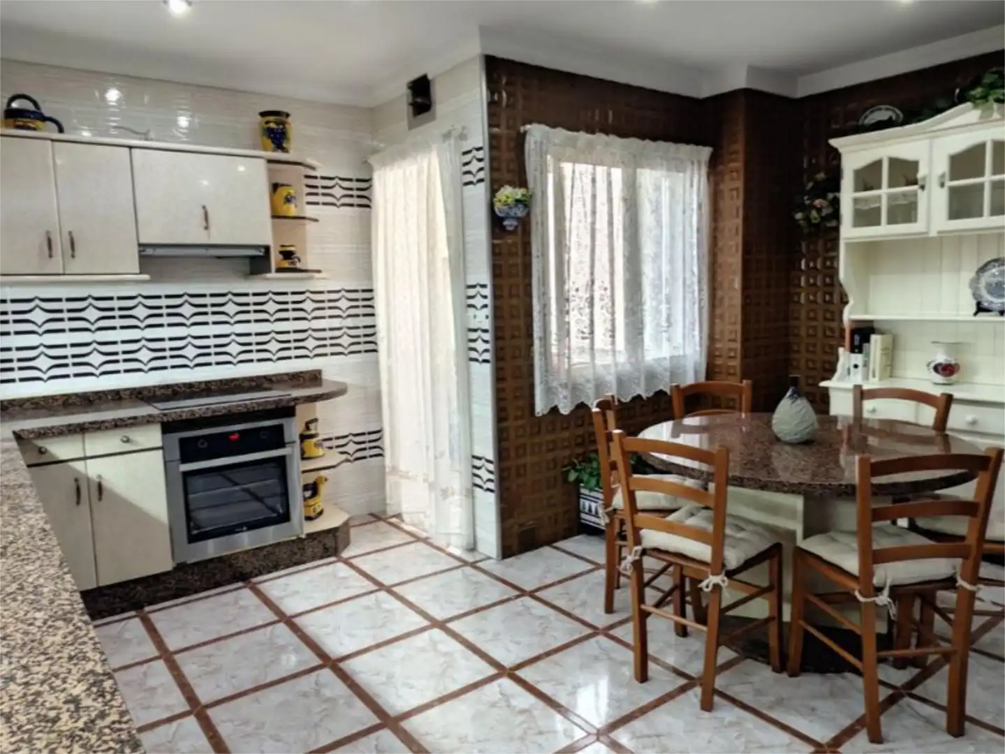 Cuina de Pis en venda en Málaga Capital amb Aire condicionat, Terrassa i Balcó