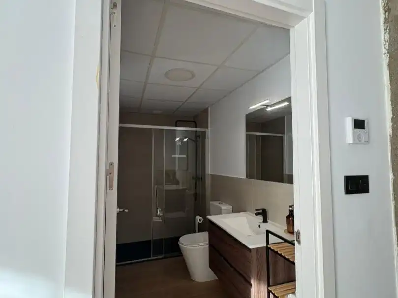Apartamento de alquiler en Calle Legión X, 38, Centro Baño de Apartamento de alquiler en Mérida con Aire acondicionado y Balcón