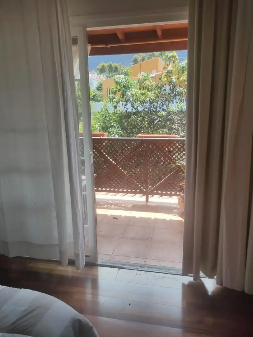 Einfamilien-Reihenhaus zur Miete in Calle Bicacarera, 25, Santa Úrsula Terrasse von Einfamilien-Reihenhaus zur Miete in Santa Úrsula mit Terrasse und Balkon