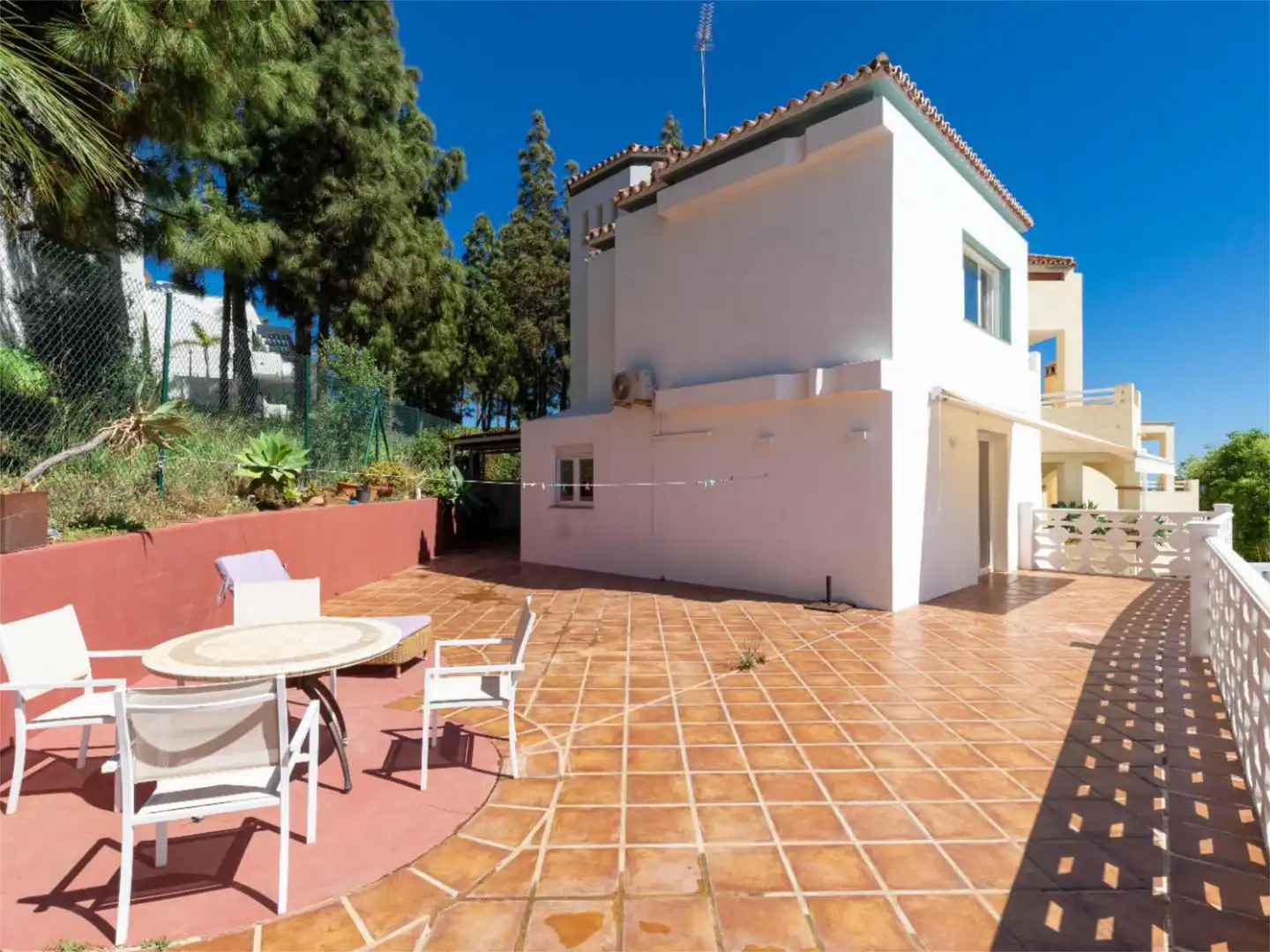 Haus oder Chalet zum Verkauf in Avenida de Los Alisos, 19, Cabopino - Artola Haus oder Chalet zum Verkauf in Avenida de Los Alisos, 19, Cabopino - Artola