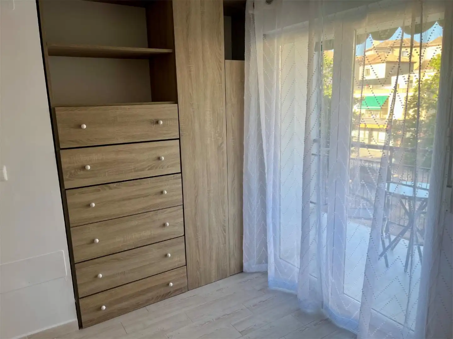 Pis de lloguer a Avenida de Dílar, 86, Barrio de Zaidín Dormitori de Pis de lloguer en Granada amb Calefacció, Terrassa i Moblat