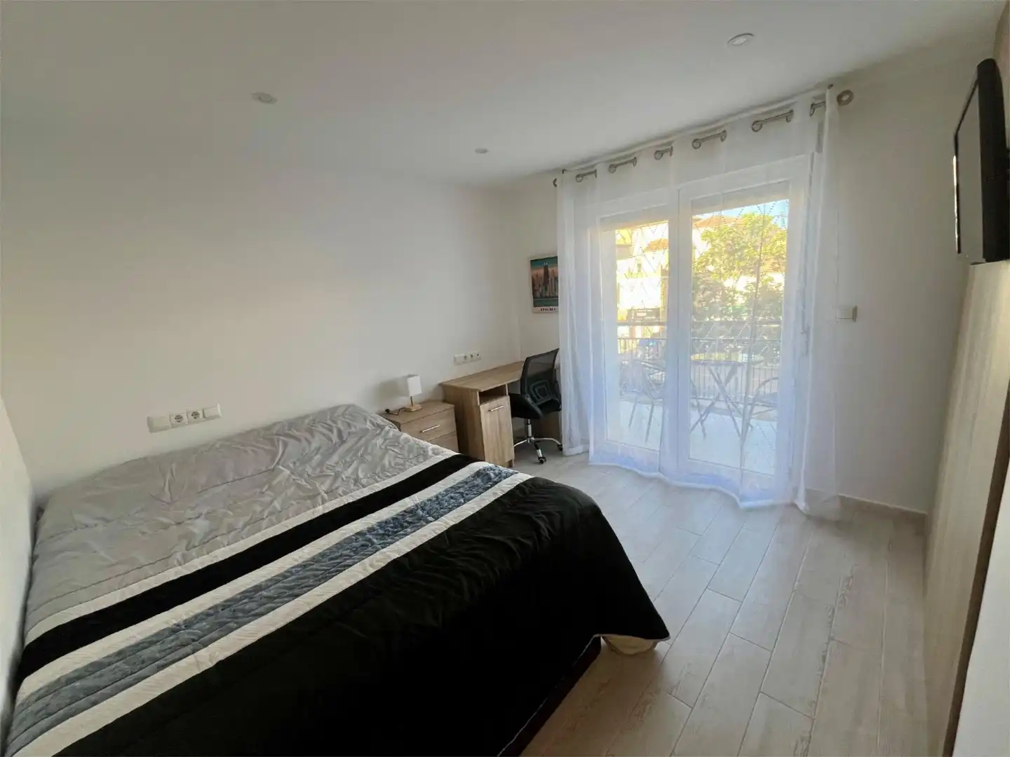 Pis de lloguer a Avenida de Dílar, 86, Barrio de Zaidín Dormitori de Pis de lloguer en Granada amb Calefacció, Terrassa i Moblat
