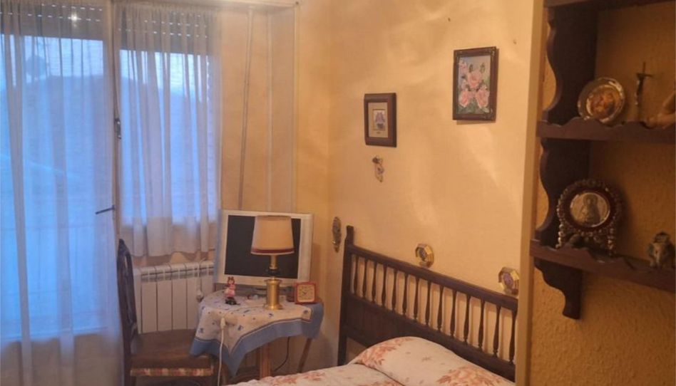 Room in Calle Paz de España, 1, Miraflores de la Sierra, Madrid - image 1 Photo 1 of Room in Calle Paz de España, 1, Miraflores de la Sierra, Madrid