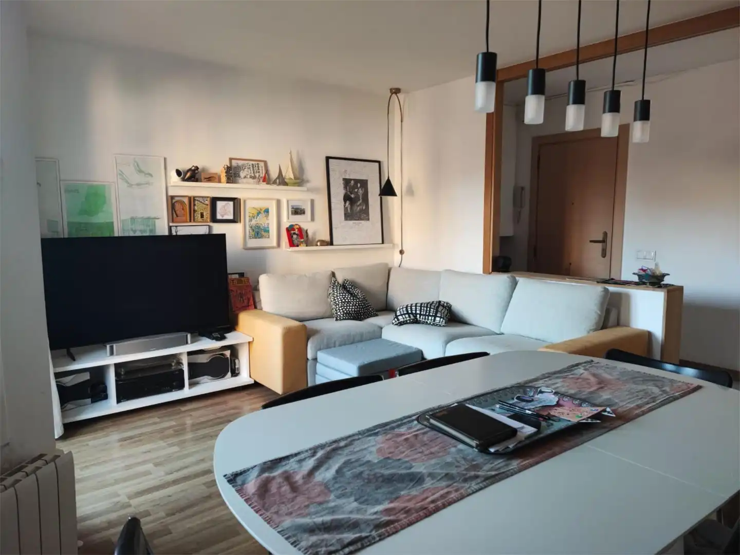 Wohnung zum Verkauf in Carrer de Santiago, 30, Artigues Wohnzimmer von Wohnung zum Verkauf in Badalona mit Balkon