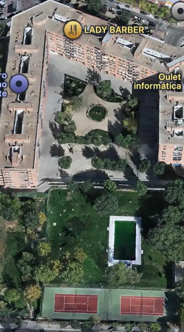 Piso en venta en Calle Cañada, 67, Cañada - Mancha Amarilla Jardín de Piso en venta en Torrejón de Ardoz con Aire acondicionado, Piscina y Balcón
