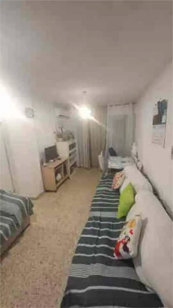 Apartamento en venta en Parque Nueva Granada Habitación de Apartamento en venta en Granada con Jardín privado, Terraza y Trastero