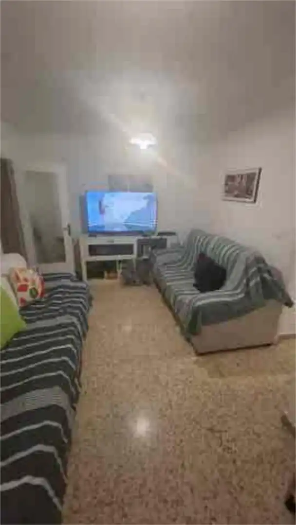 Apartamento en venta en Parque Nueva Granada Sala de estar de Apartamento en venta en Granada con Jardín privado, Terraza y Trastero