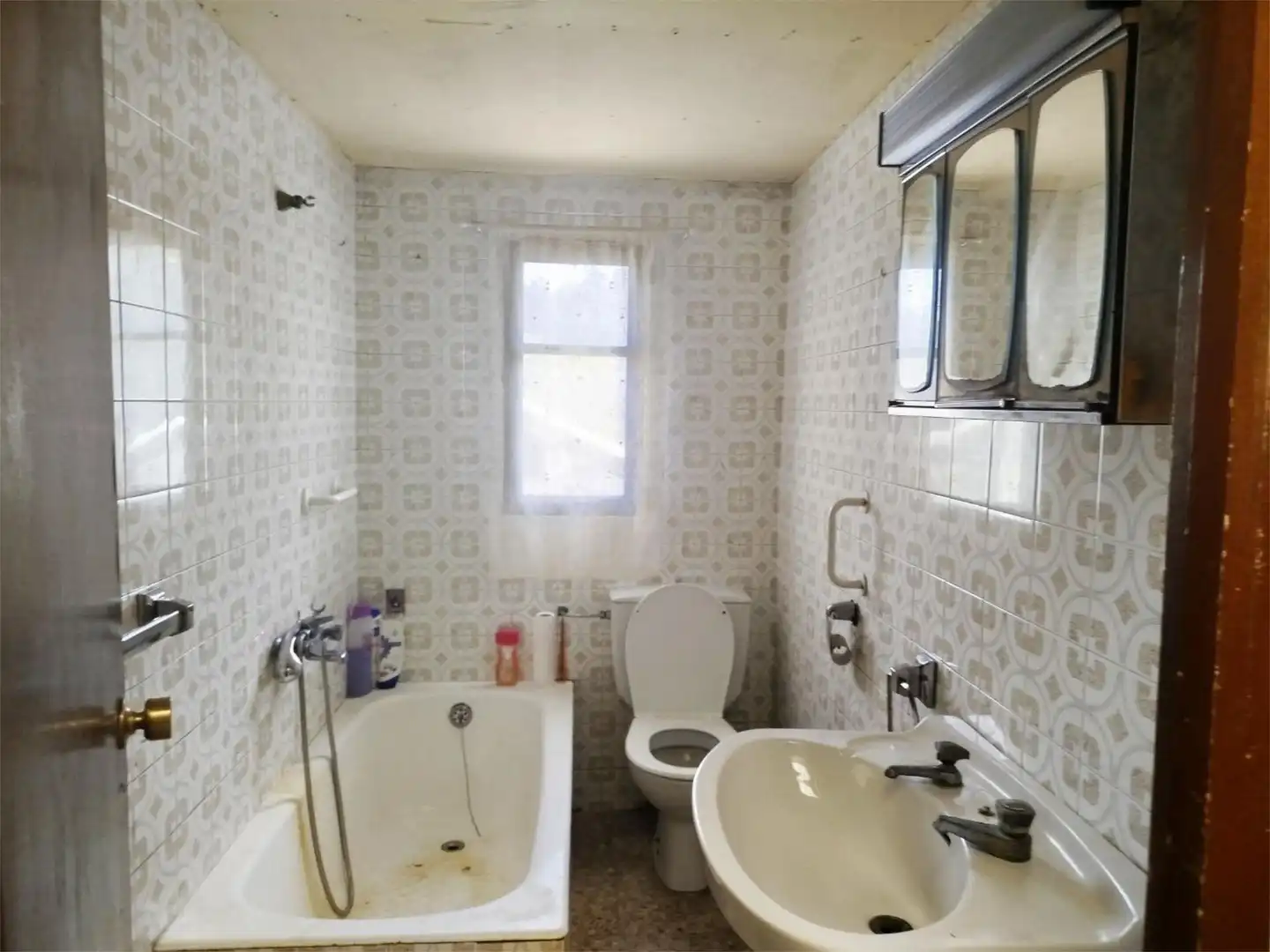 Casa o chalet en venta en Recebes, 9, Coirós Baño de Casa o chalet en venta en Coirós