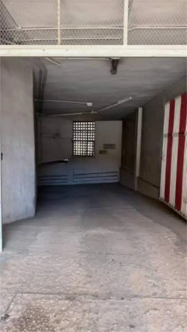 Garaje de alquiler en La Morenica Garaje de alquiler en Villena
