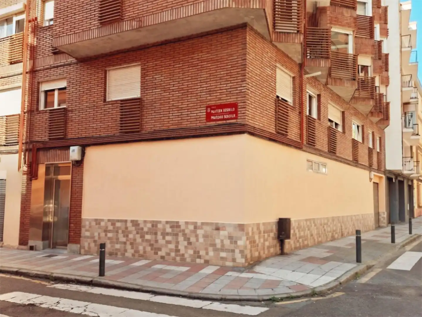 Flat for sale in Calle Platero Rebollo, 19, San Mamés - La Palomera Exterior view of Flat for sale in León Capital