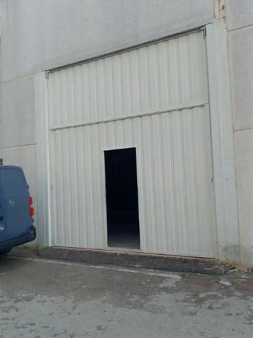 Vista exterior de Nave industrial de alquiler en Benalup-Casas Viejas