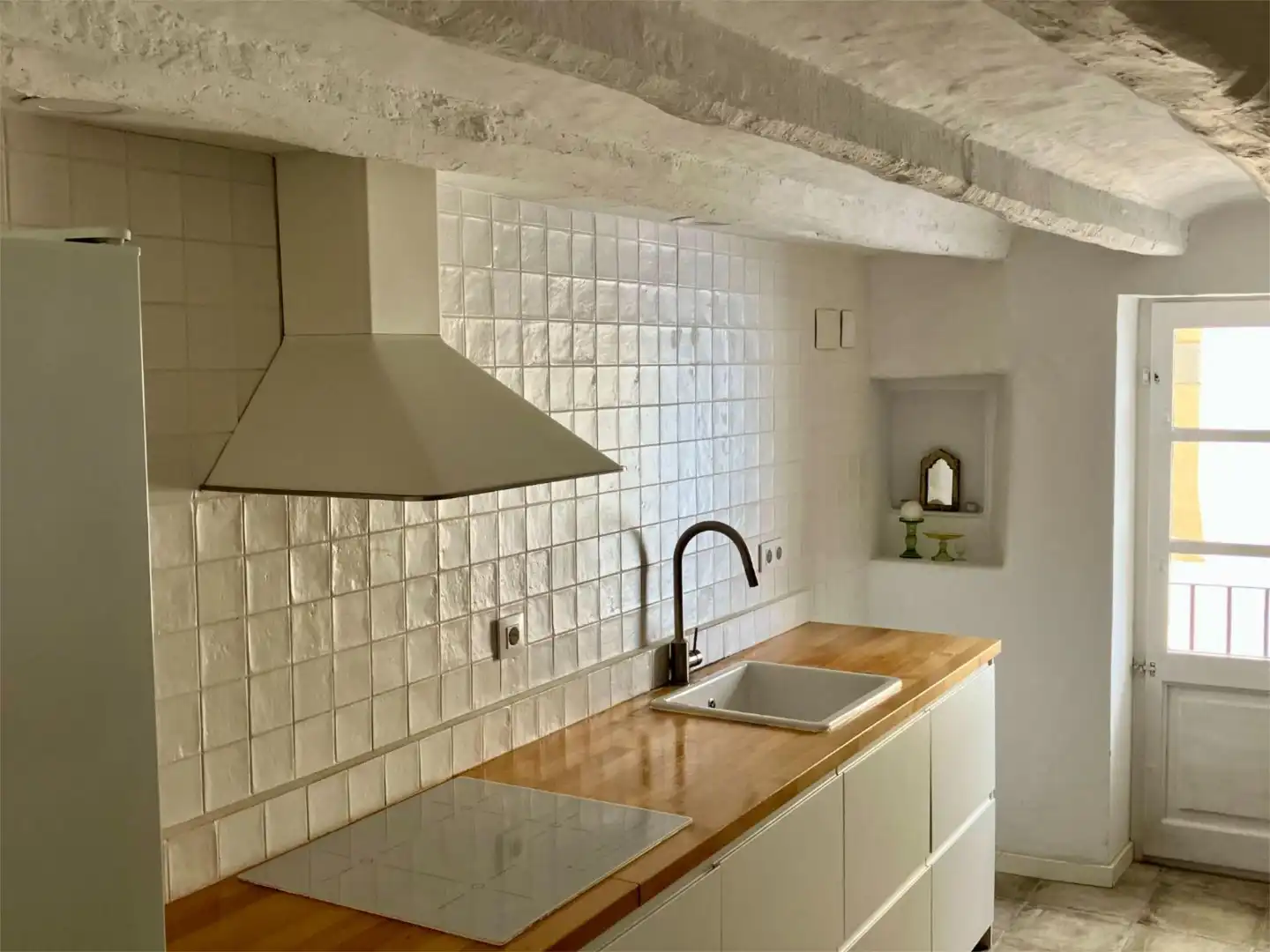 Casa adosada en venta en Carreró de Sant Antoni, 13, Centre Cocina de Casa adosada en venta en Torredembarra con Terraza y Balcón