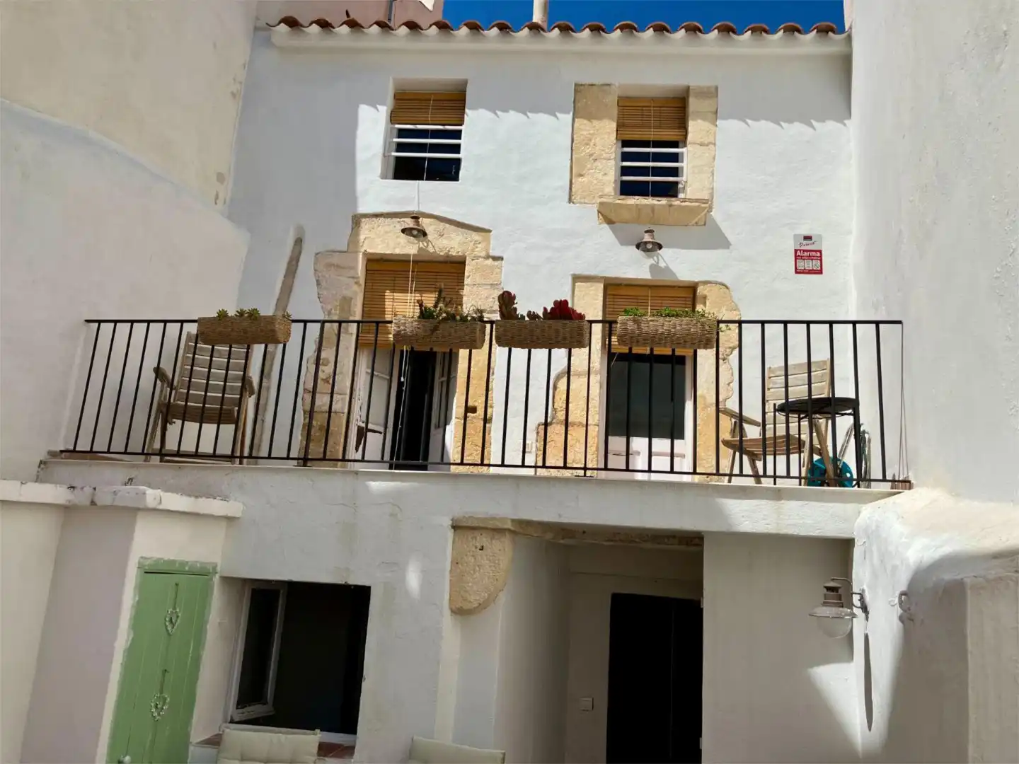 Casa adosada en venta en Carreró de Sant Antoni, 13, Centre Vista exterior de Casa adosada en venta en Torredembarra con Terraza y Balcón