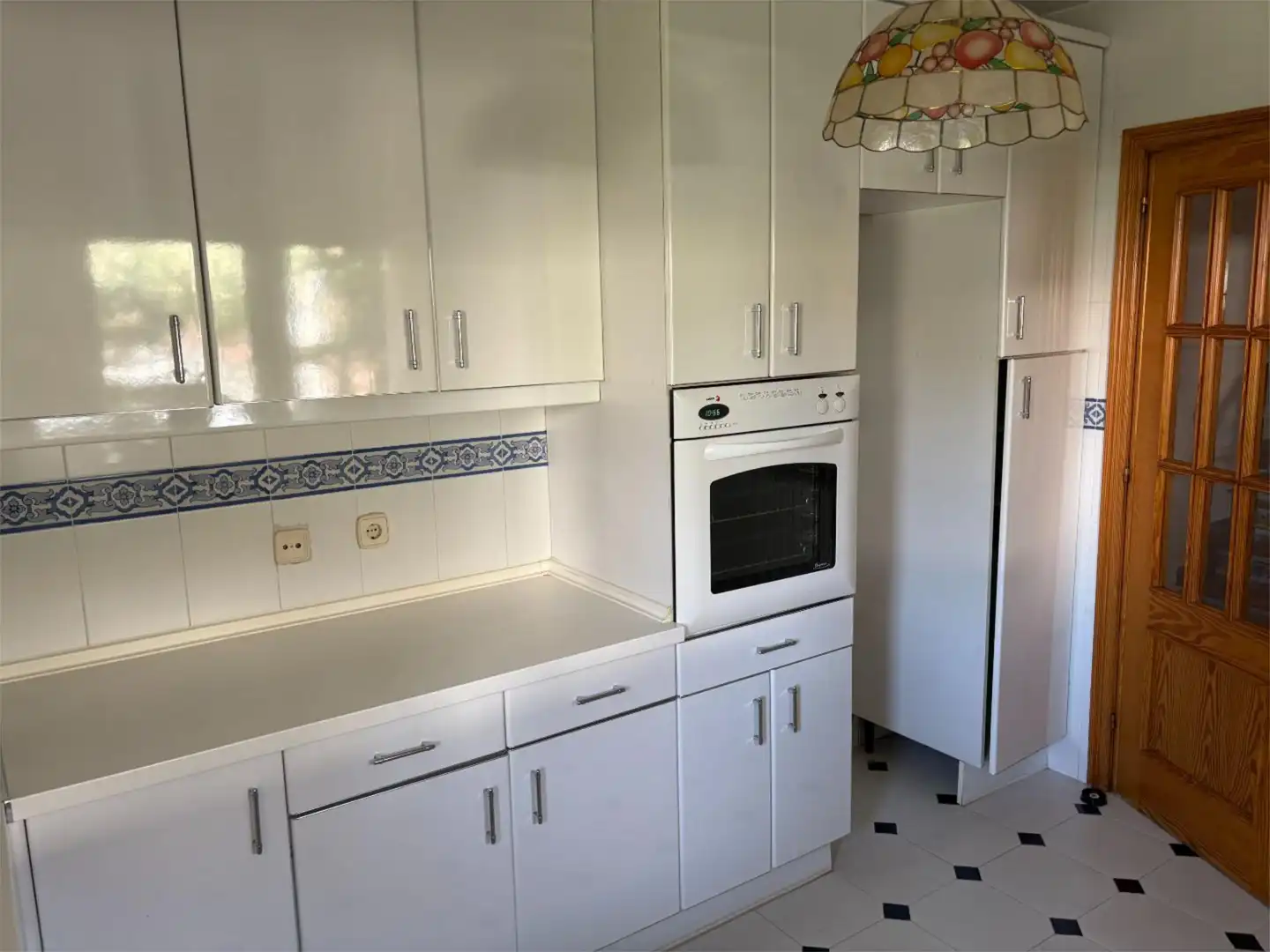 Houses for sale in Avenida Europa Kitchen of Houses for sale in Pozuelo de Alarcón with Air Conditioner, Heating and Private garden