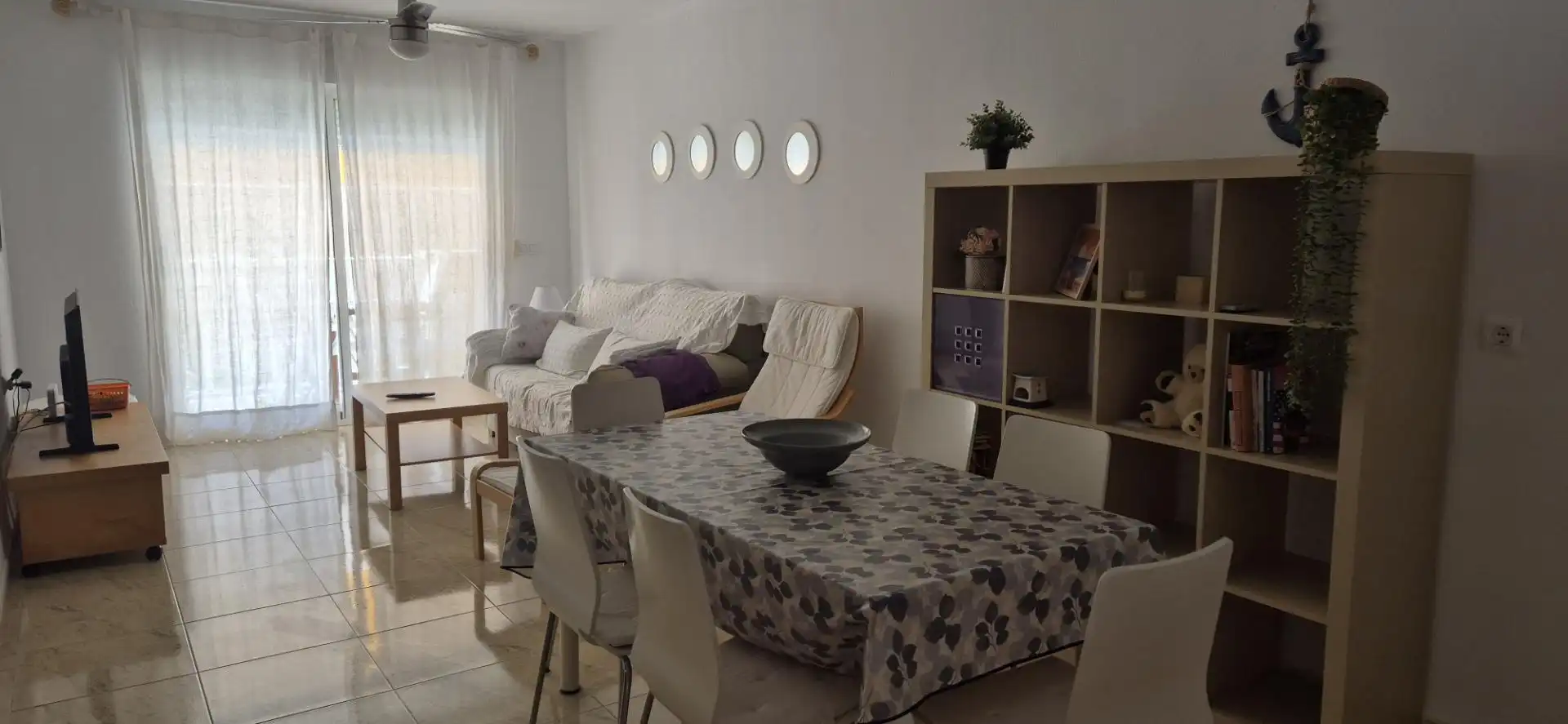 Wohnung zur Miete in Paseo de Los Rosales, 53, Las Lomas - Las Yucas Wohnzimmer von Wohnung zur Miete in Águilas mit Klimaanlage und Terrasse