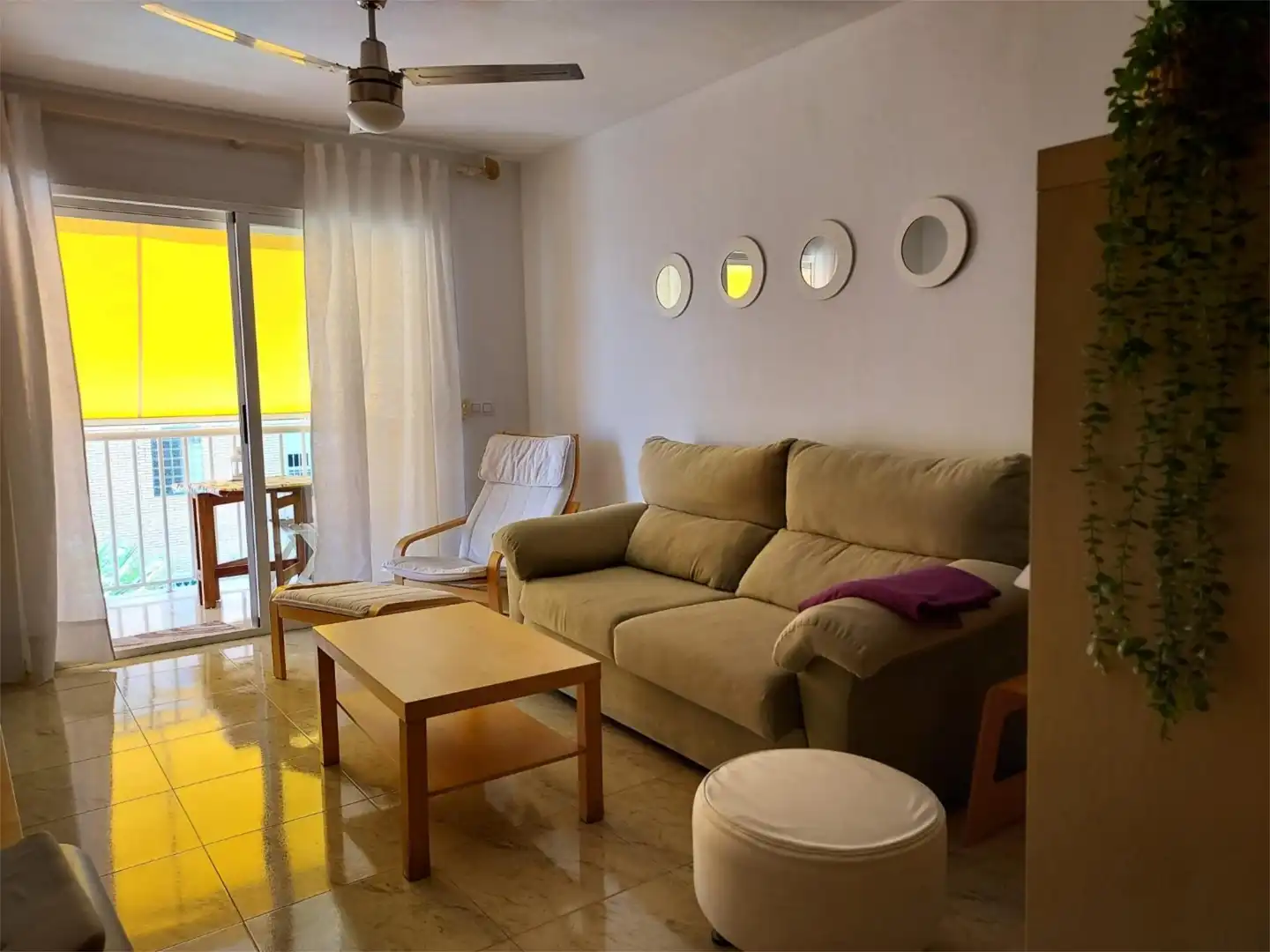Wohnung zur Miete in Paseo de Los Rosales, 53, Las Lomas - Las Yucas Wohnzimmer von Wohnung zur Miete in Águilas mit Klimaanlage und Terrasse