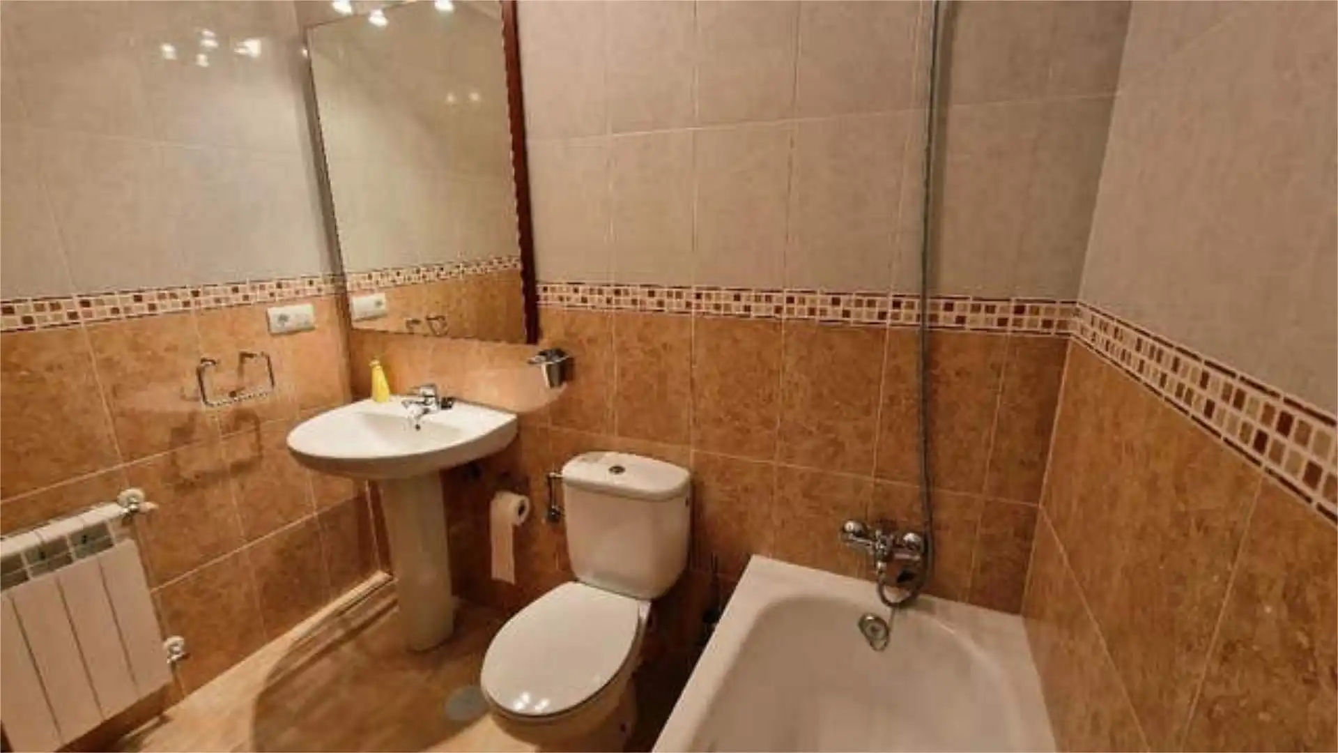 Apartments for rent in Camaleño Bathroom of Apartments for rent in Camaleño with Heating and Furnished