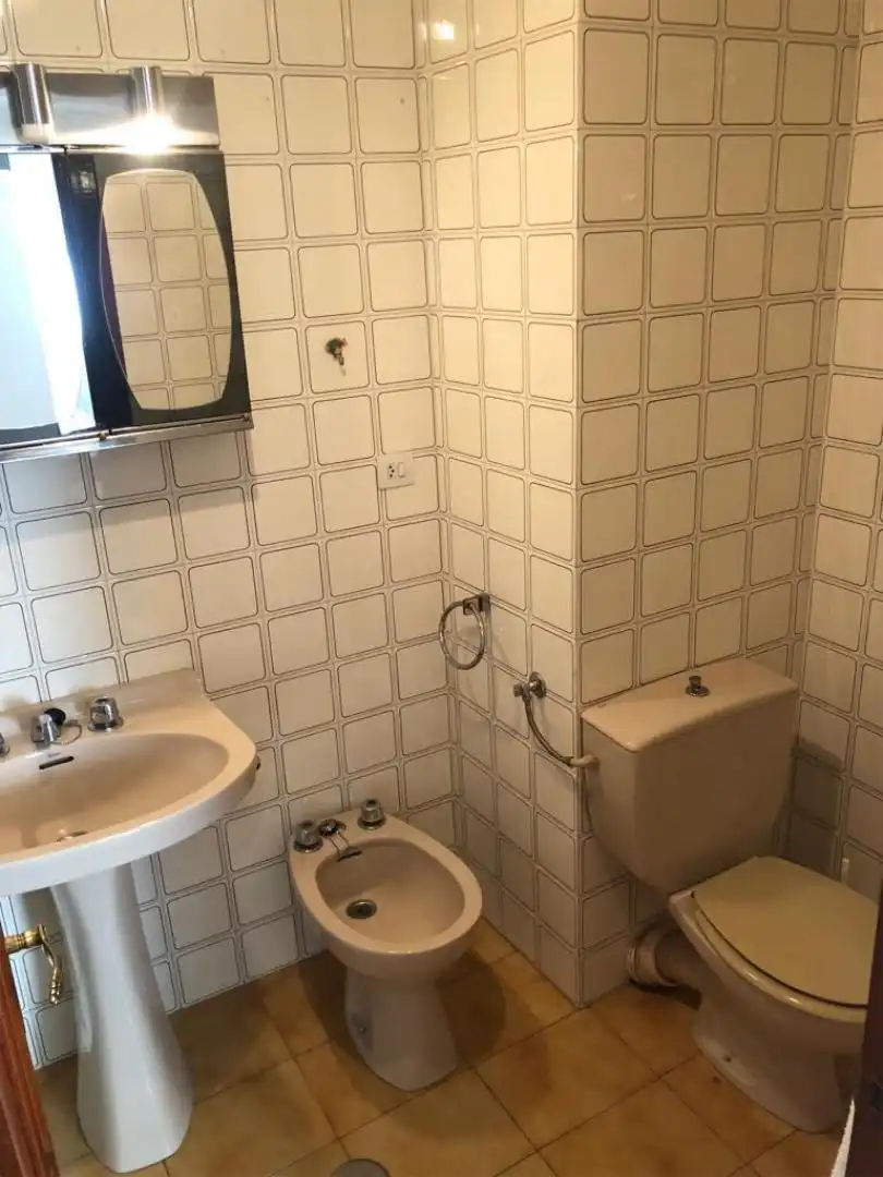 Bathroom of Flat for rent in Ferrol  with Parquet flooring, Terrace and Furnished