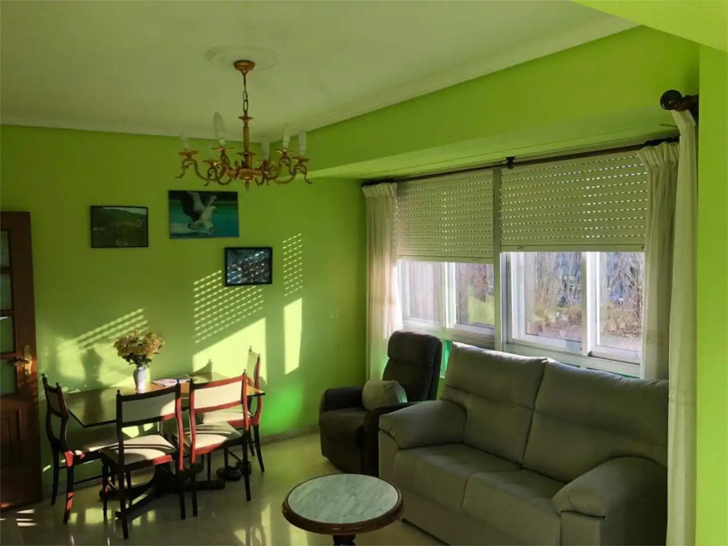 Living room of Flat for rent in Ferrol  with Parquet flooring, Terrace and Furnished