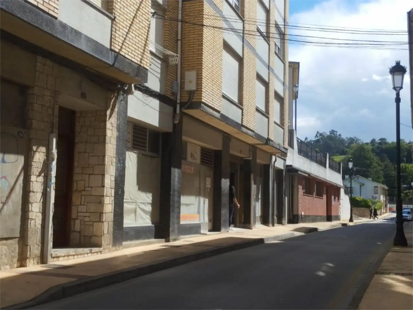 Vista exterior de Piso en venta en Navia con Calefacción, Parquet y Amueblado