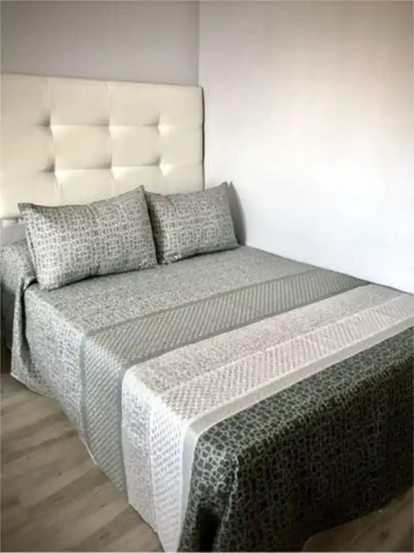 Apartamento de alquiler en Golf - Torre Almenara Habitación de Apartamento de alquiler en Almonte con Jardín privado, Terraza y Piscina