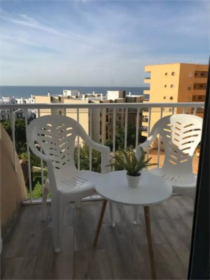 Apartamento de alquiler en Golf - Torre Almenara Terraza de Apartamento de alquiler en Almonte con Jardín privado, Terraza y Piscina
