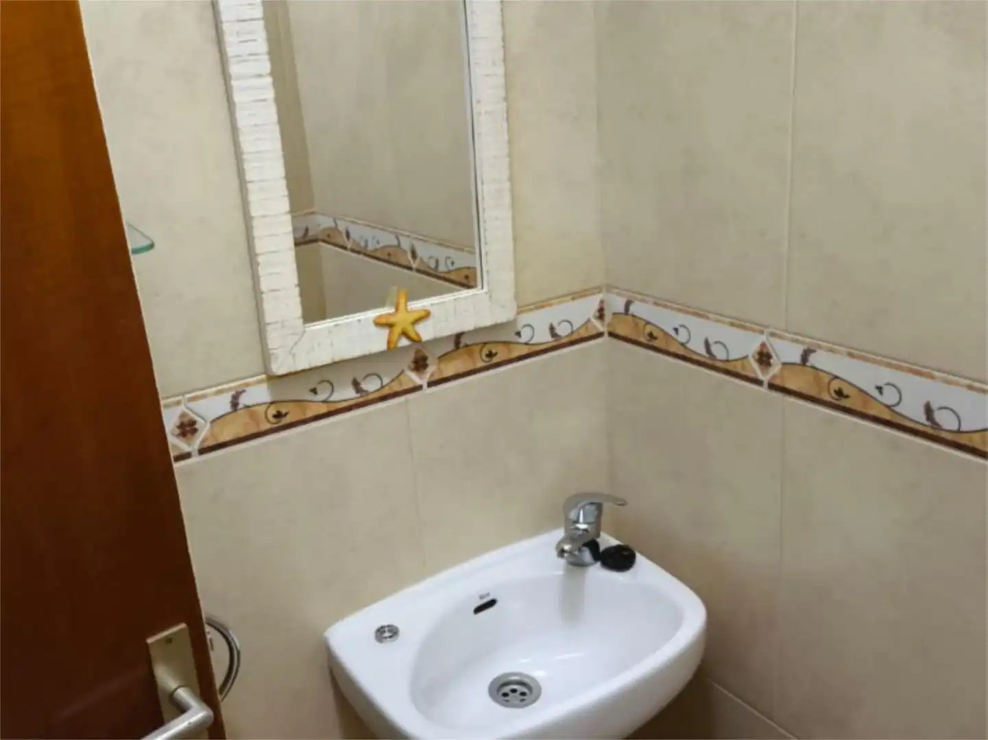 Baño de Piso en venta en  Madrid Capital con Terraza y Balcón