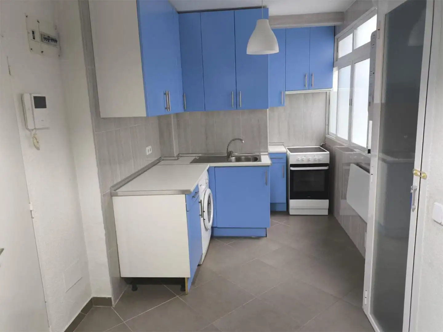 Cocina de Piso en venta en  Madrid Capital con Terraza y Balcón