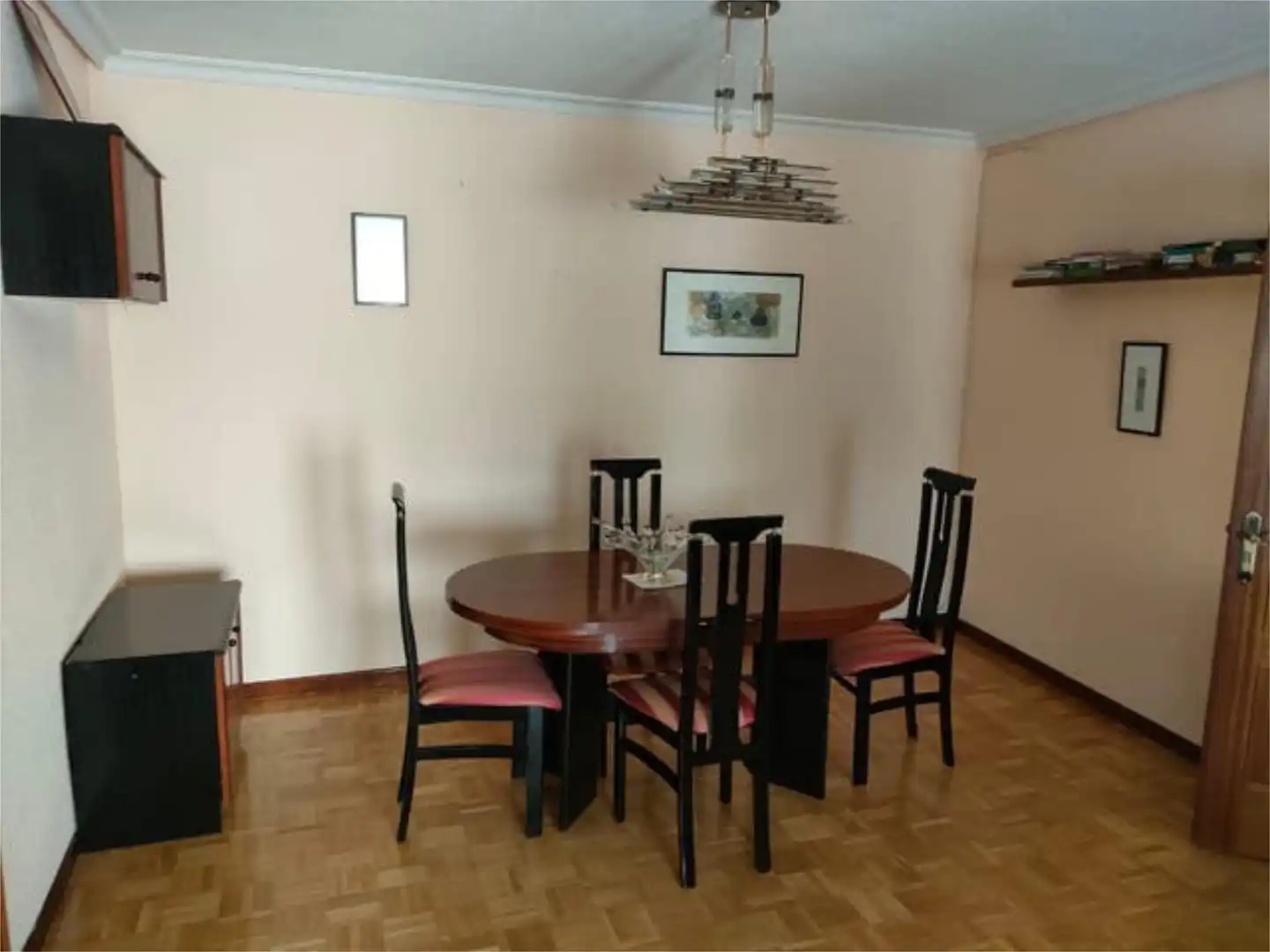 Piso de alquiler en Sur Comedor de Piso de alquiler en Ávila con Calefacción y Amueblado
