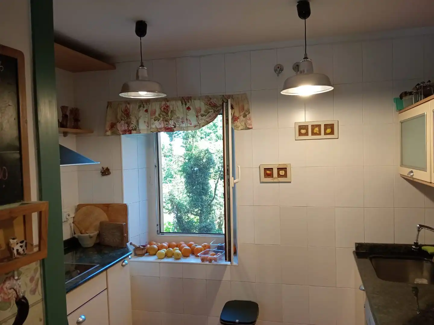 Cuina de Casa adosada en venda en Medio Cudeyo amb Terrassa i Balcó