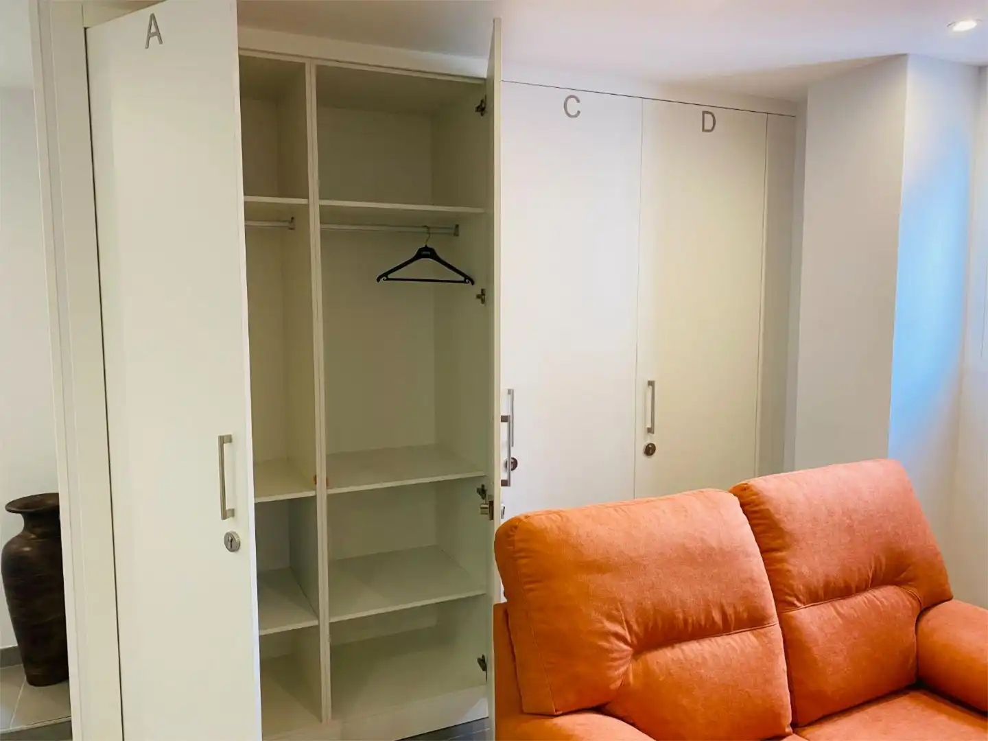 Room in Rúa das Carretas, 21, Campus Sur - Santa Marta Bedroom of Flat for share in Santiago de Compostela with Air Conditioner, Heating and Parquet flooring