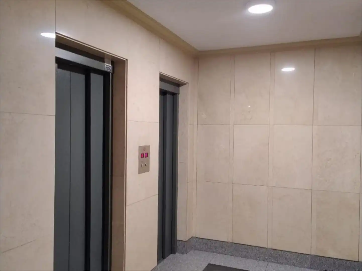 Piso en venta en Paseo de Canalejas, 6, Sancti Spiritus - San Juan Piso en venta en Salamanca Capital con Aire acondicionado y Balcón
