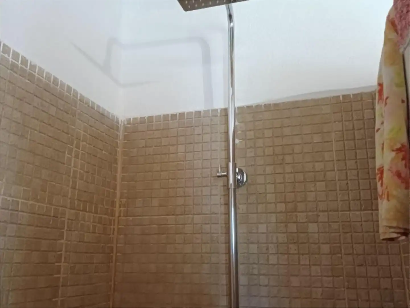 Baño de Finca rústica de alquiler en Llubí con Aire acondicionado, Calefacción y Jardín privado