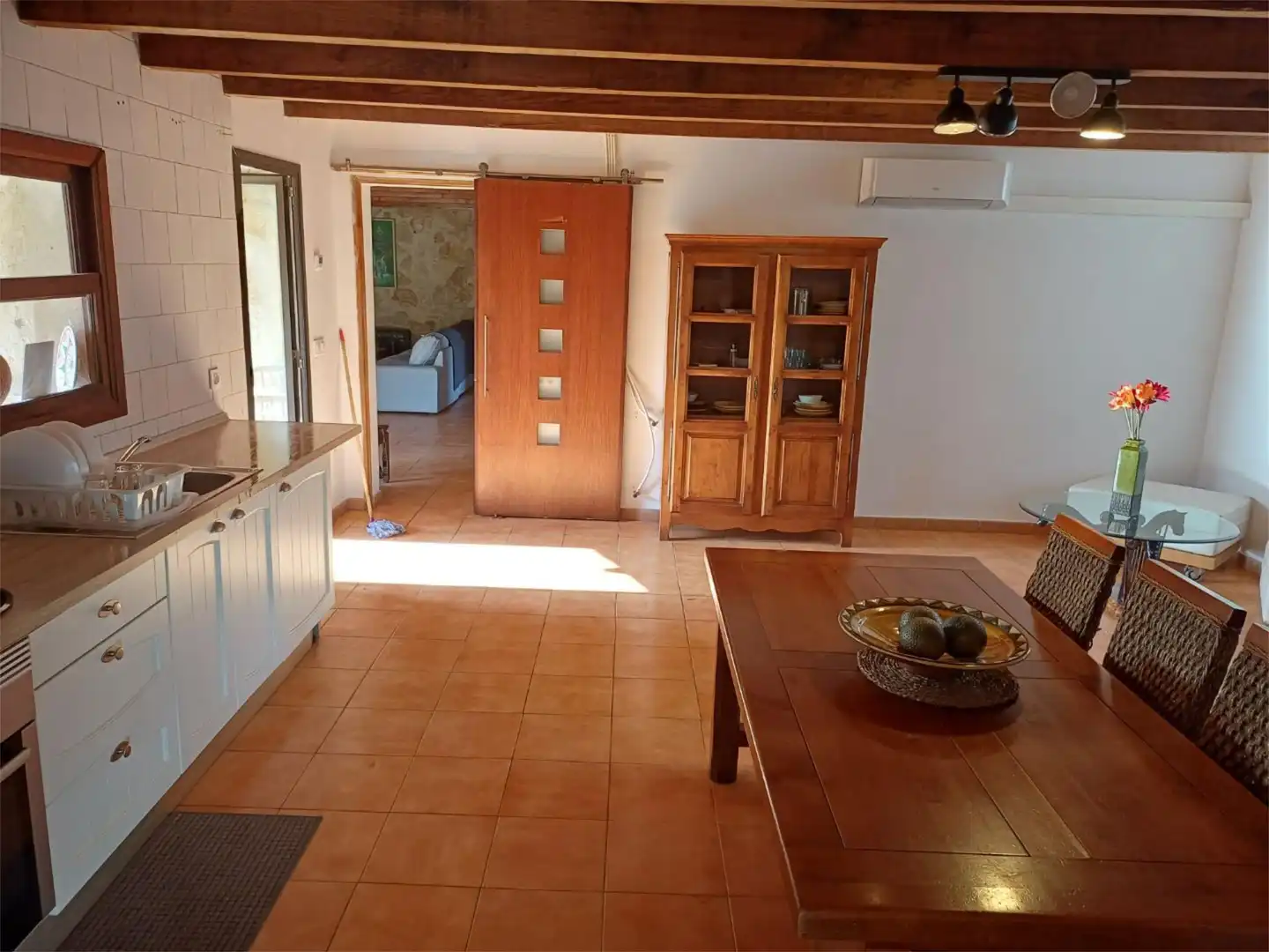 Cocina de Finca rústica de alquiler en Llubí con Aire acondicionado, Calefacción y Jardín privado