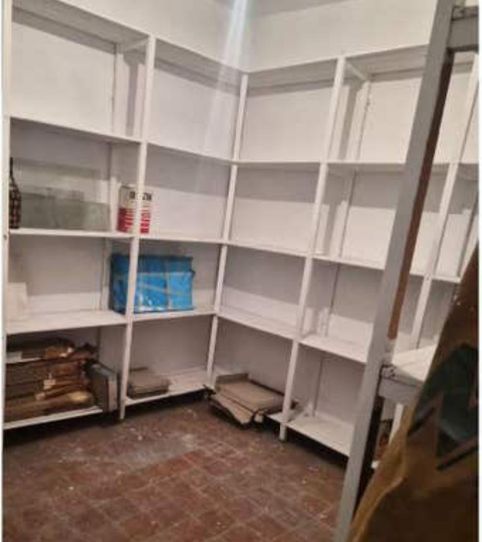 Storage room for rent in Trafalgar, Madrid Capital - image 2 Photo 2 of Storage room for rent in Trafalgar, Madrid Capital