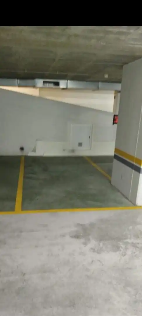 Parking of Garage for rent in Culleredo