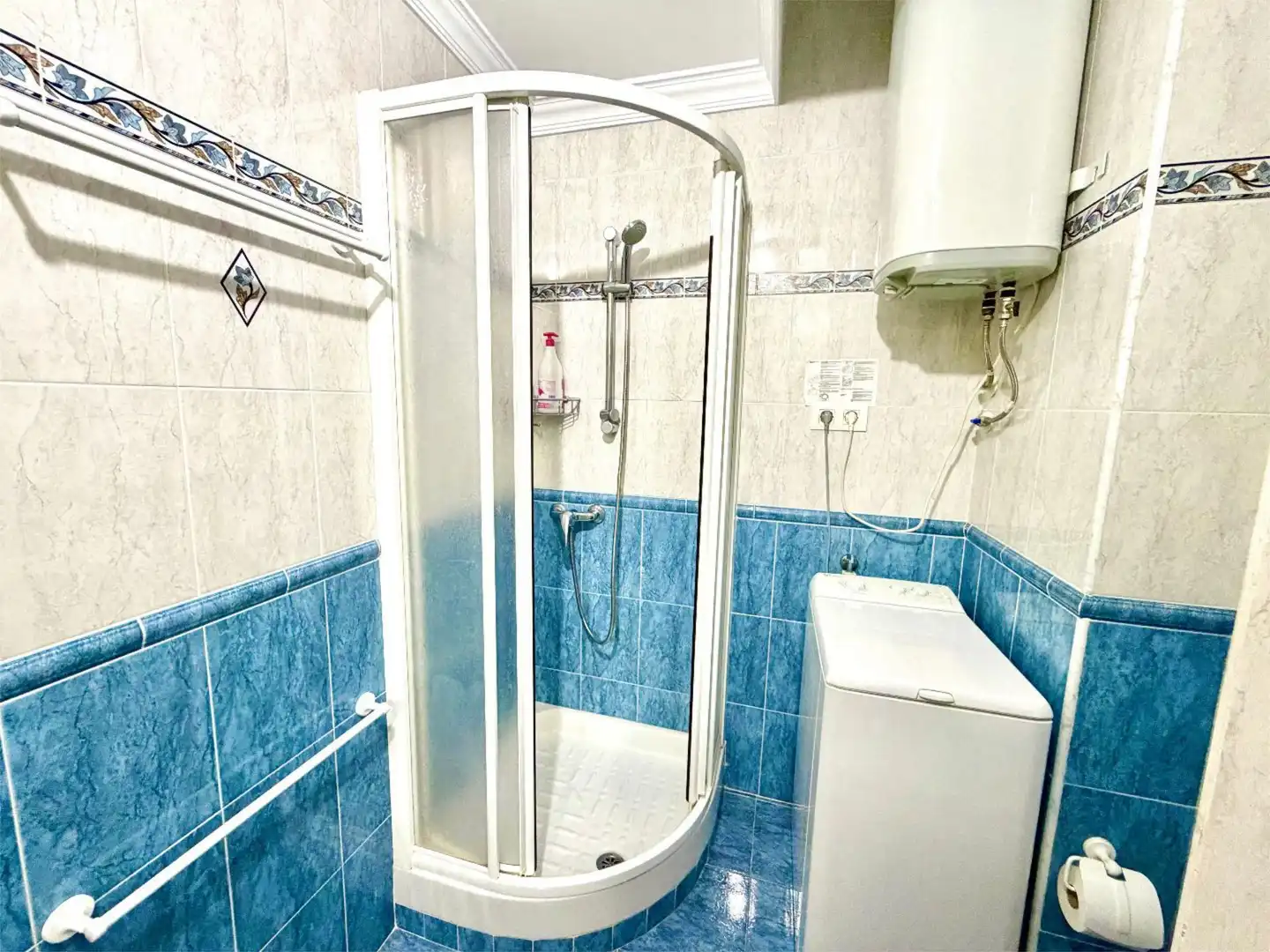 Wohnung zum Verkauf in Paseo de Velilla, 6, Velilla - Velilla Taramay Badezimmer von Wohnung zum Verkauf in Almuñécar mit Klimaanlage, Terrasse und Schwimmbad